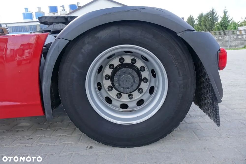 DAF XF 460 / SUPER SPACE CAB / STANDARD / AUTOMAT / INTARDER / LODÓWKA / NAWIGACJA GPS - 17