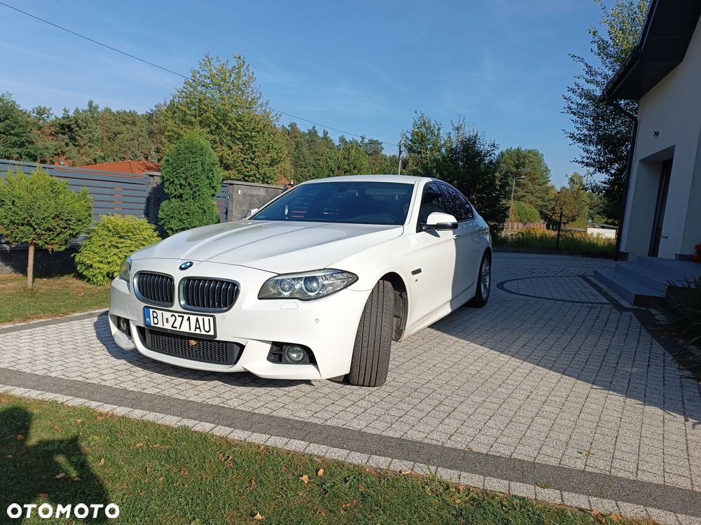 BMW Seria 5 520d M Sport - 13