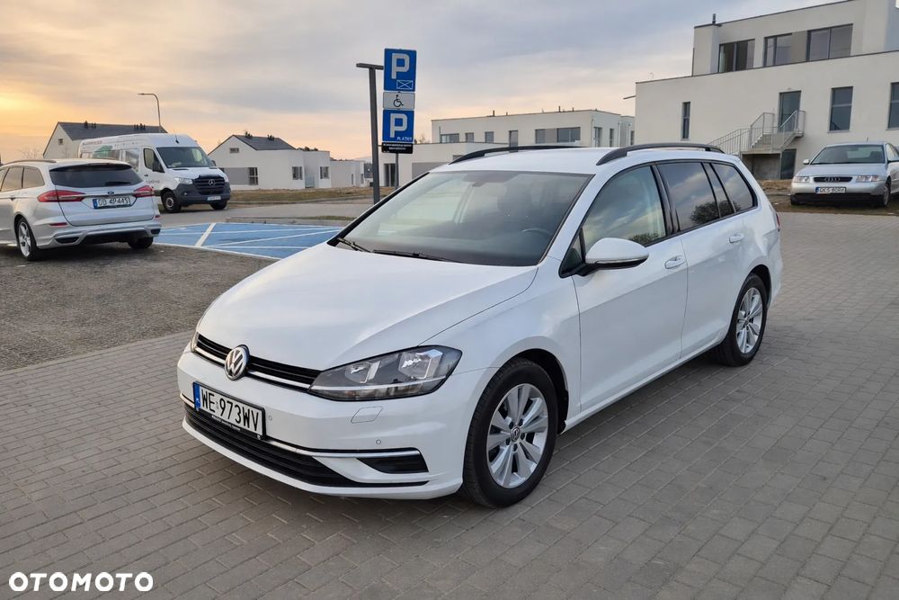 Volkswagen Golf 1.6 TDI (BlueMotion Technology) DSG Comfortline - 1