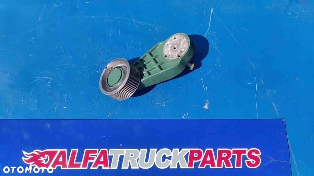 VOLVO FH 4 ROLKA PASKA WIELOROWKOWEGO - 1