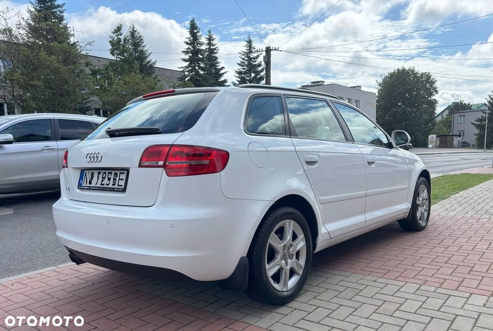 Audi A3 Sportback 1.4 TFSI Attraction S tronic - 5