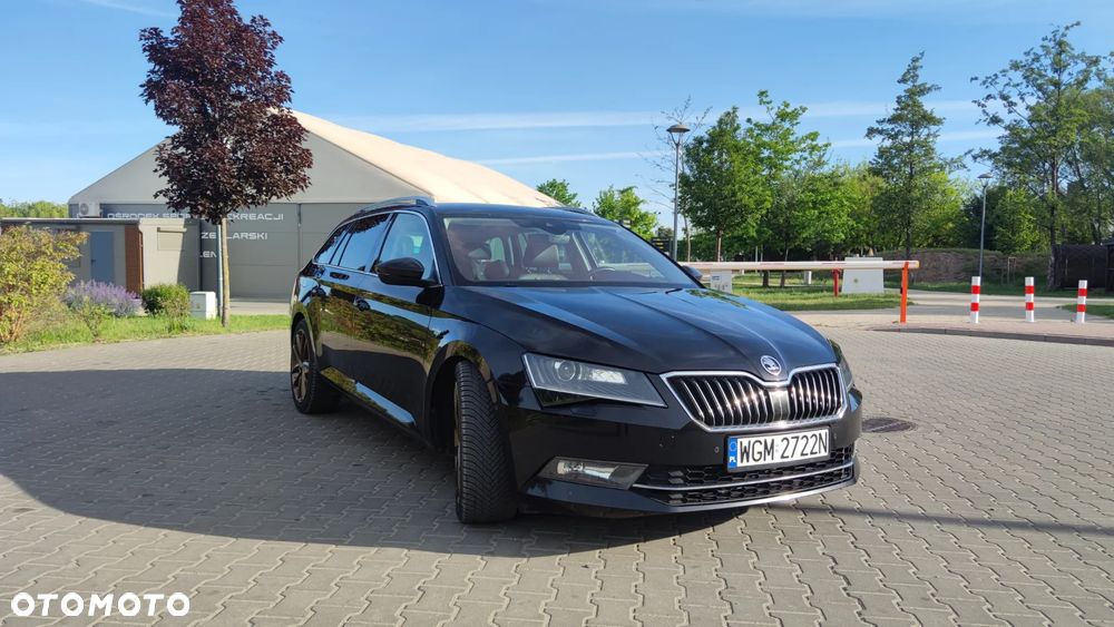 Skoda Superb 2.0 TSI 4x4 L&K DSG - 11