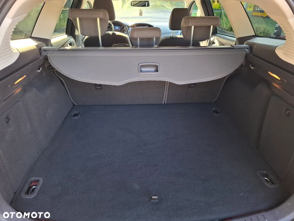 Ford Focus - 34