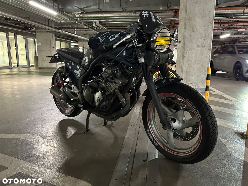 Yamaha XJ - 16