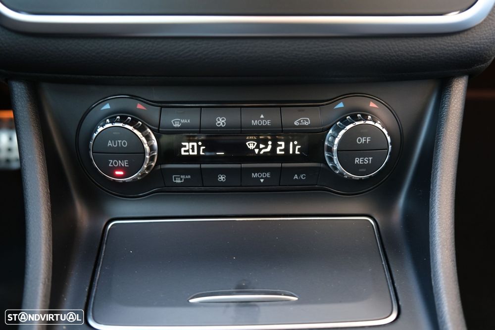 Mercedes-Benz GLA 220 d AMG Line 4-Matic - 22