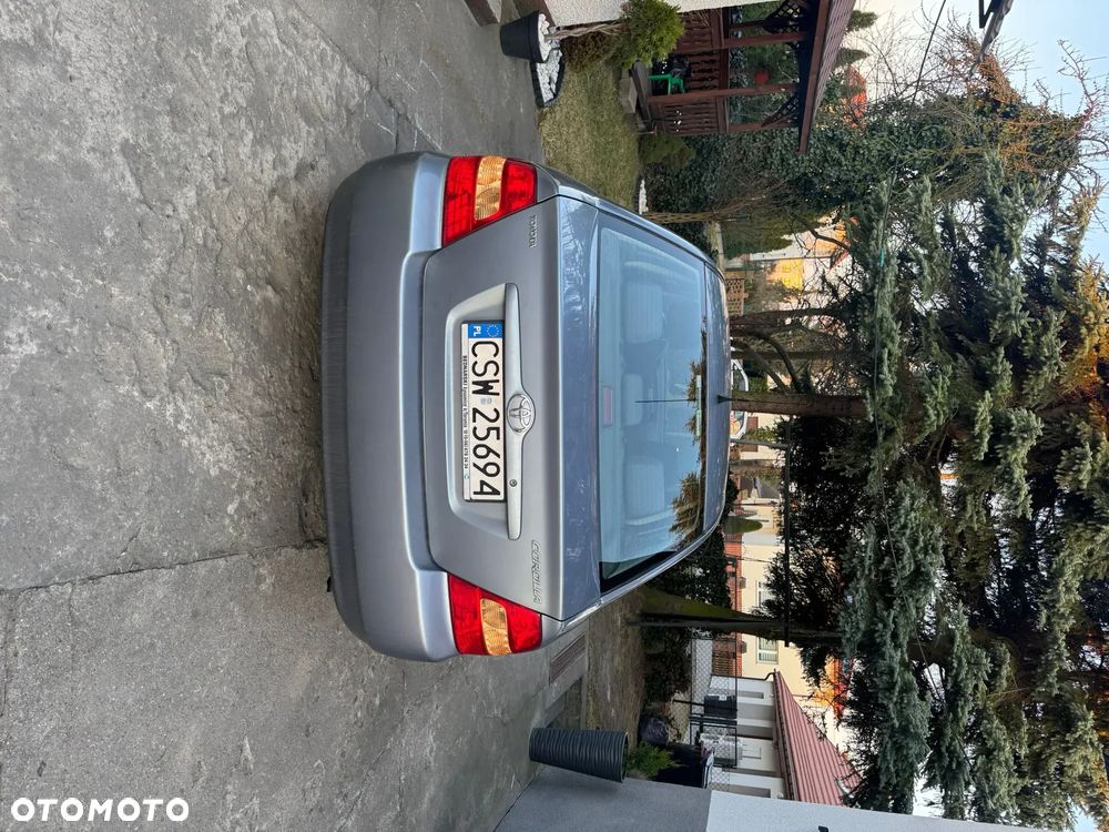 Toyota Corolla 1.4 VVT-i Base - 3