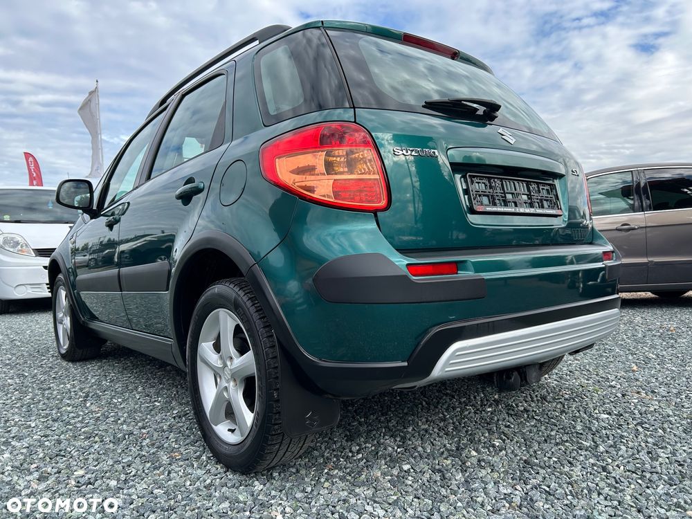 Suzuki SX4 1.9 DDiS DPF 4x4 Comfort - 10