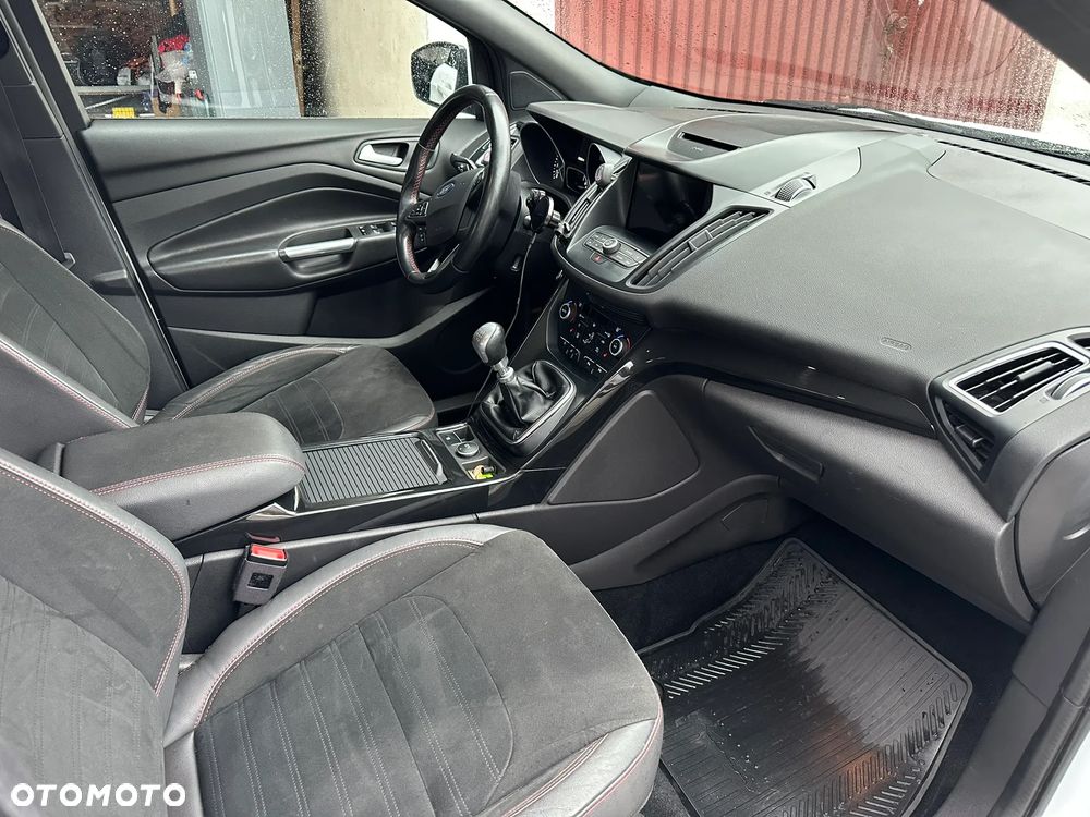 Ford Kuga ver-1-5-ecoboost-fwd-st--line-ass-mmt6 - 17