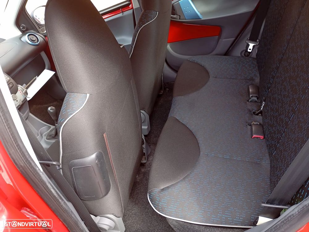 Peugeot 107 1.0 Urban Move - 11