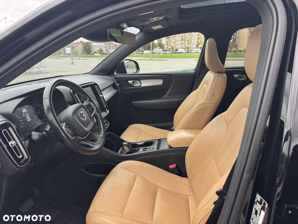 Volvo XC 40 T4 Momentum Pro - 10