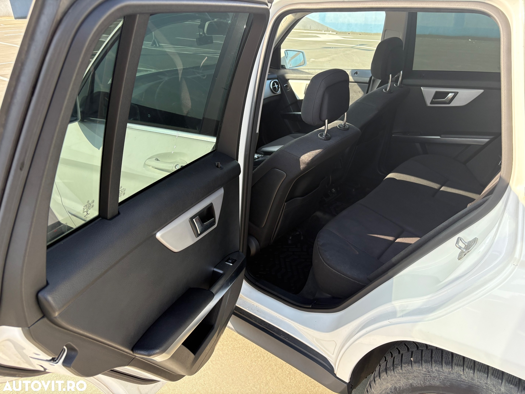 Mercedes-Benz GLK 220 CDI (BlueEFFICIENCY) 7G-TRONIC - 17