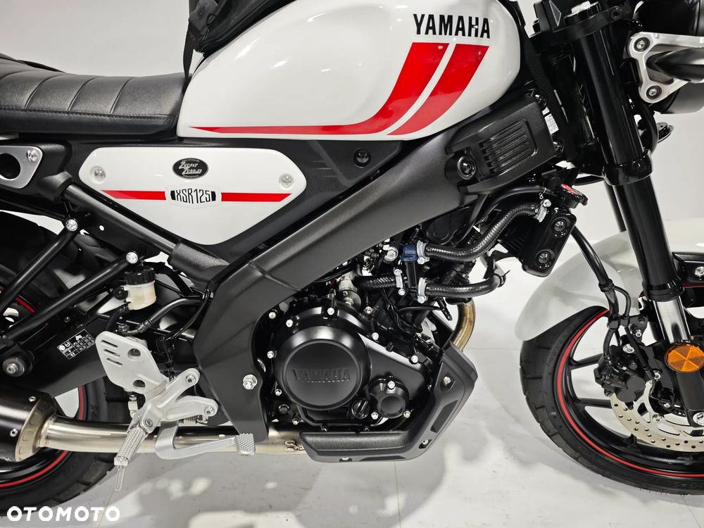 Yamaha XSR - 15
