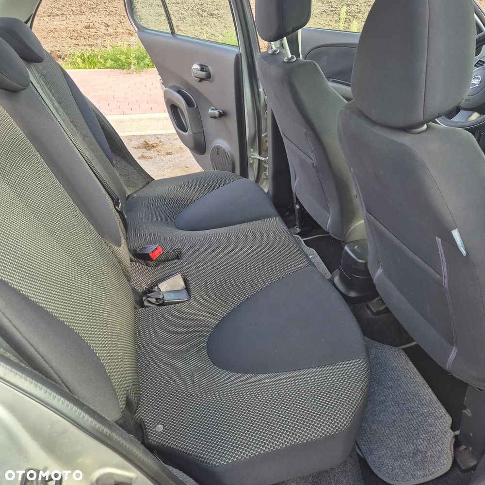 Nissan Micra - 9