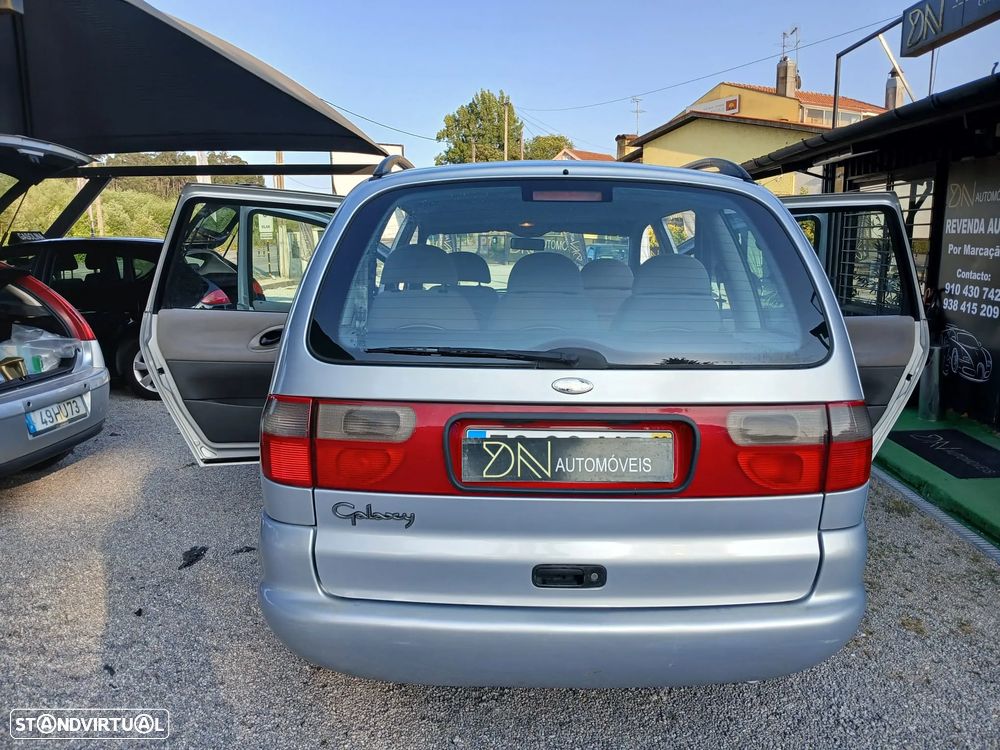 Ford Galaxy 1.9 TDi GLX - 8