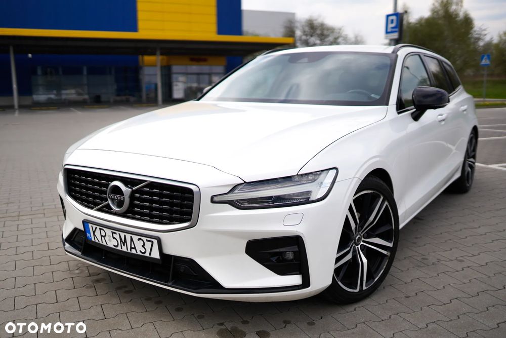 Volvo V60 D4 AWD R-Design - 4