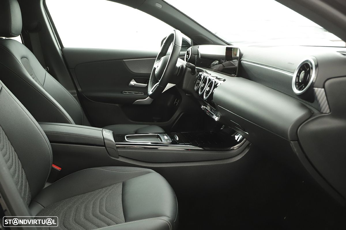 Mercedes-Benz A 250 e - 23