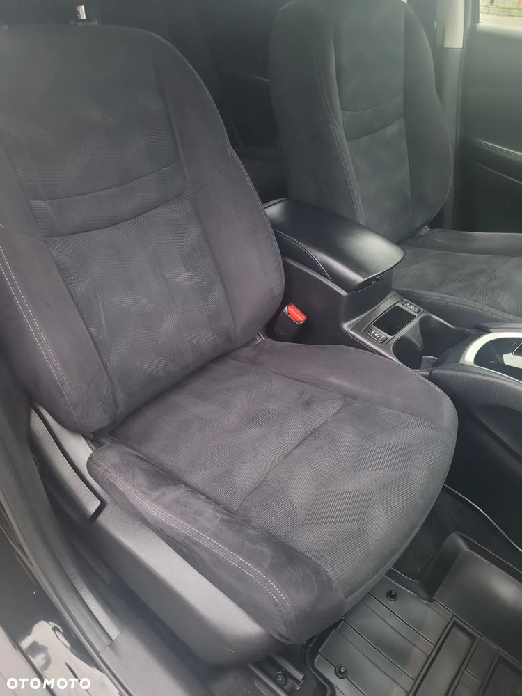 Nissan X-Trail 1.6 DCi Acenta Xtronic 2WD - 16