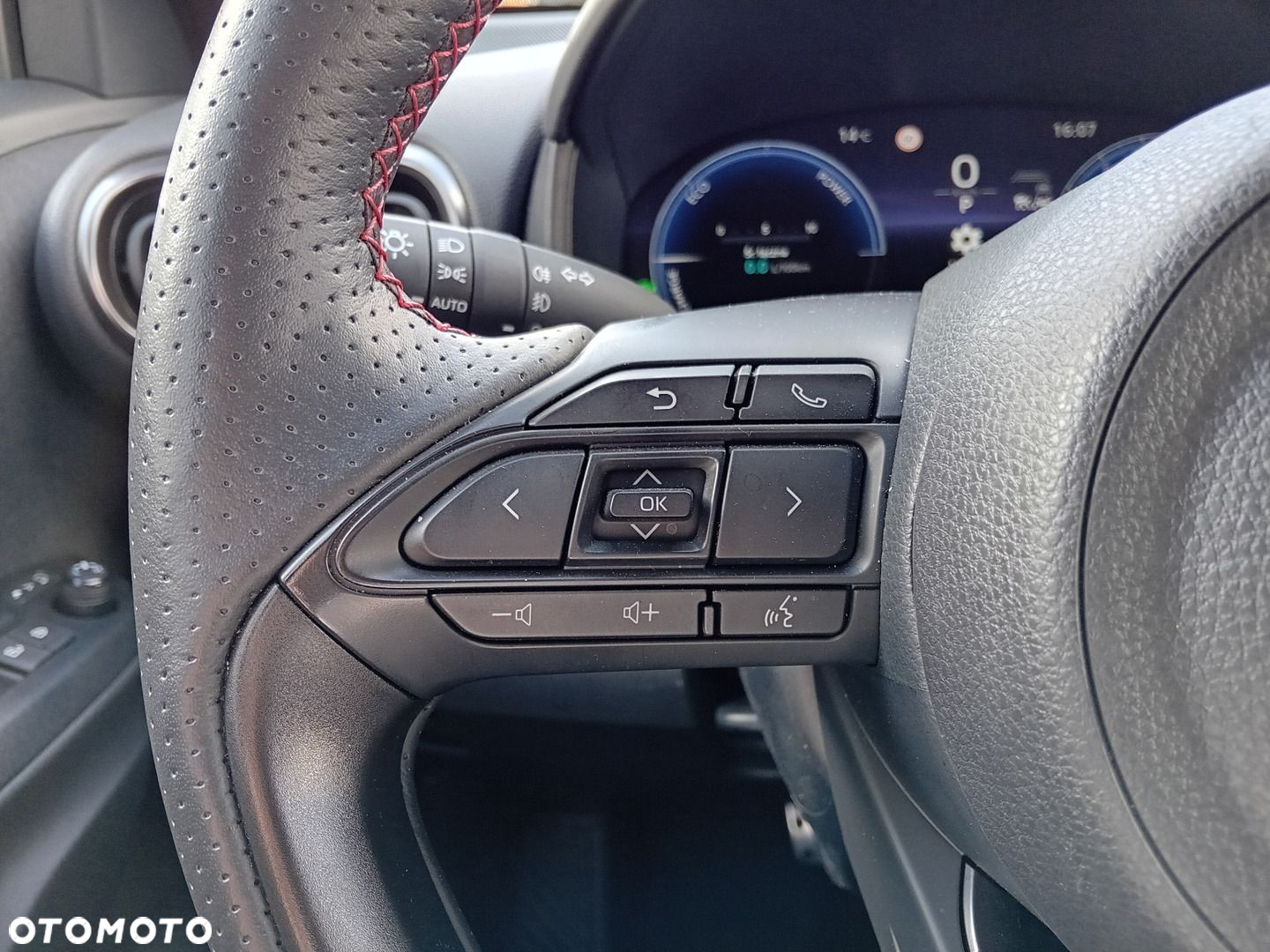 Toyota Yaris Cross - 21
