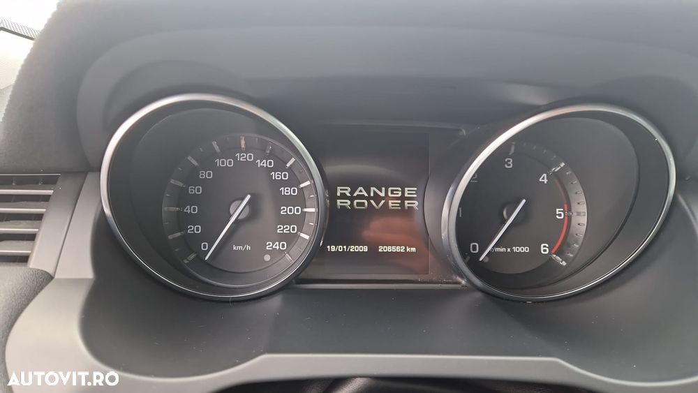 Land Rover Range Rover Evoque - 14