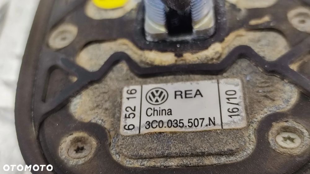VW TOUAREG 7P 10-18R ANTENA DACHOWA DACHU REKIN GPS CZARNA 3C0035507N 3C0035507 N - 5