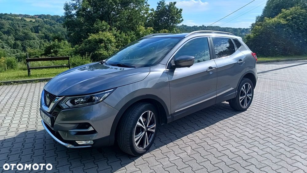 Nissan Qashqai 1.3 DIG-T N-Connecta - 1