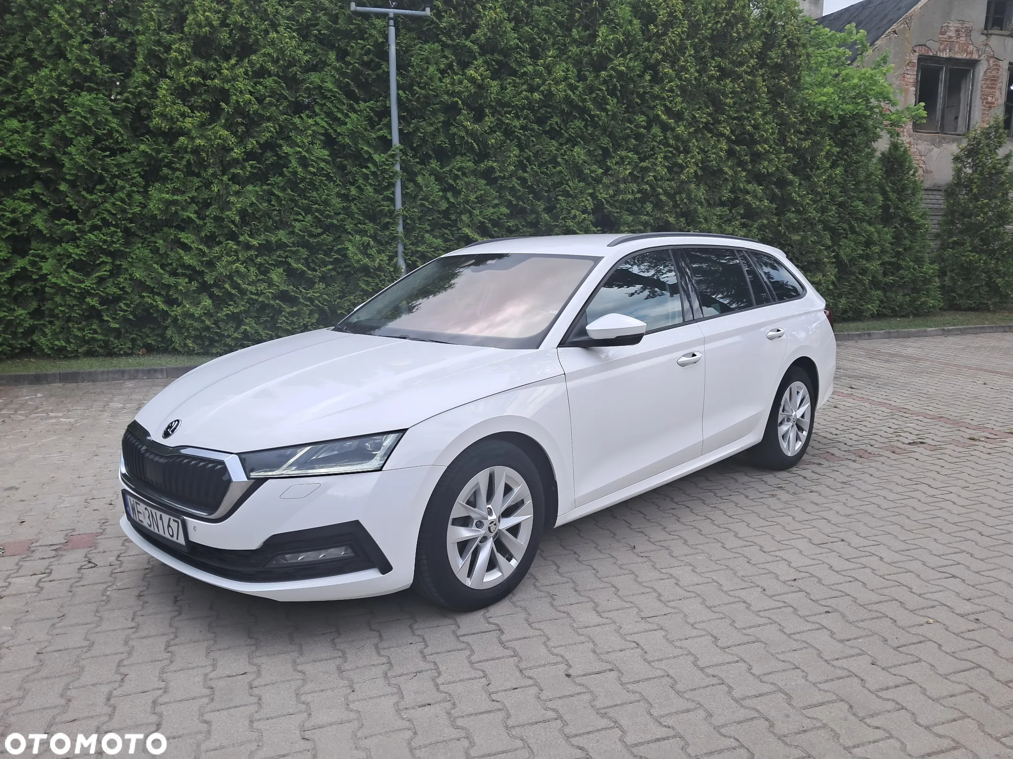 Skoda Octavia 2.0 TDI Ambition DSG - 3