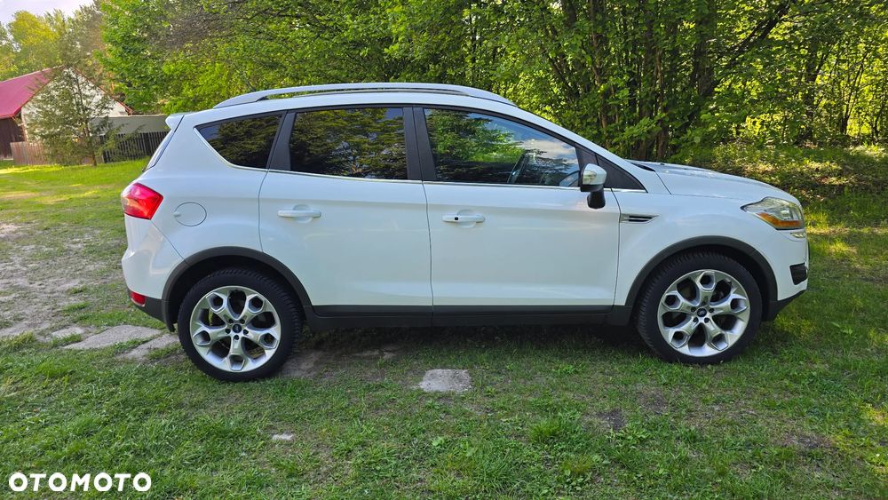 Ford Kuga 2.0 TDCi 4x4 Titanium - 6