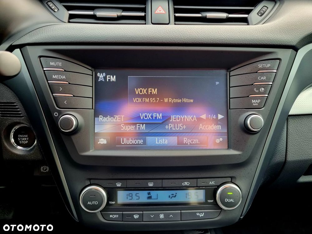 Toyota Avensis 1.8 Prestige - 18