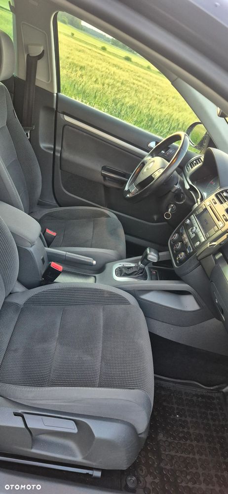 Volkswagen Golf 2.0 TDI Sportline DSG - 9