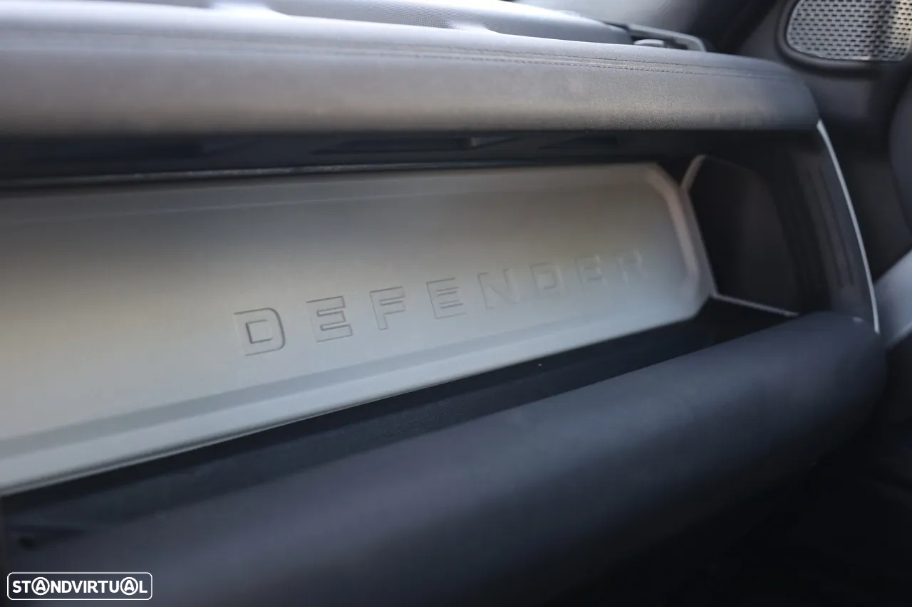 Land Rover Defender 2.0 P400e 110 AWD - 21