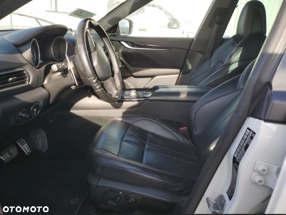 Maserati Levante S Q4 GranSport - 8