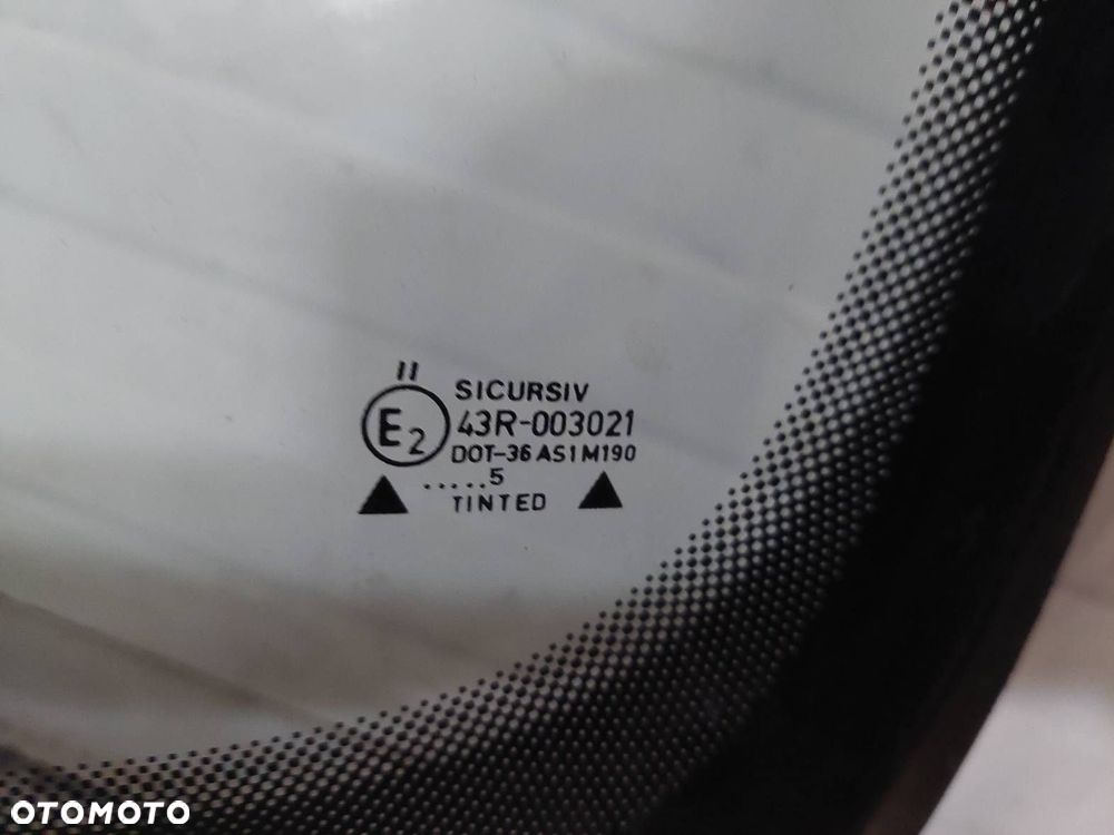 SZYBA CZOŁOWA PRZEDNIA SENSOR VOLKSWAGEN BORA I 1J0955559 - 2