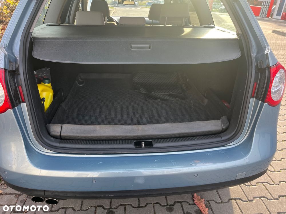 Volkswagen Passat 2.0 TDI DPF Highline DSG - 13