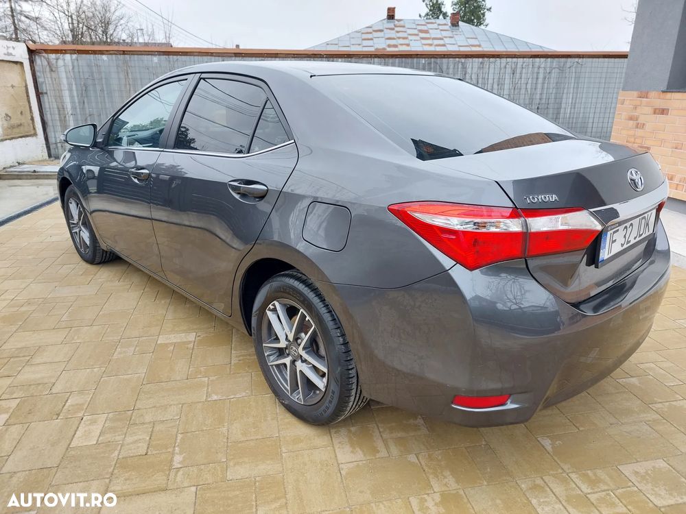 Toyota Corolla 1.6 Valvematic Luna - 2