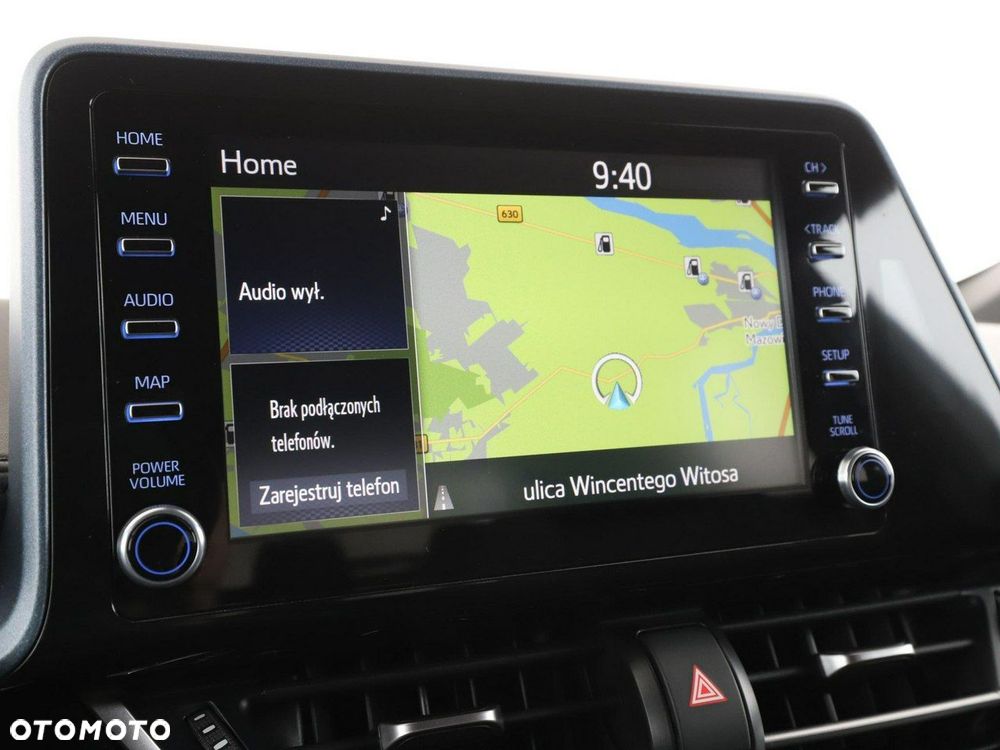 Toyota C-HR 2.0 Hybrid Executive - 24