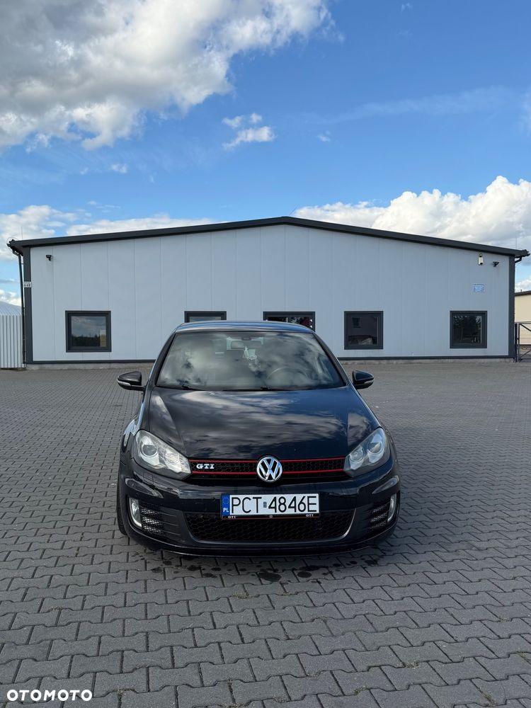 Volkswagen Golf 2.0 TSI GTI - 1