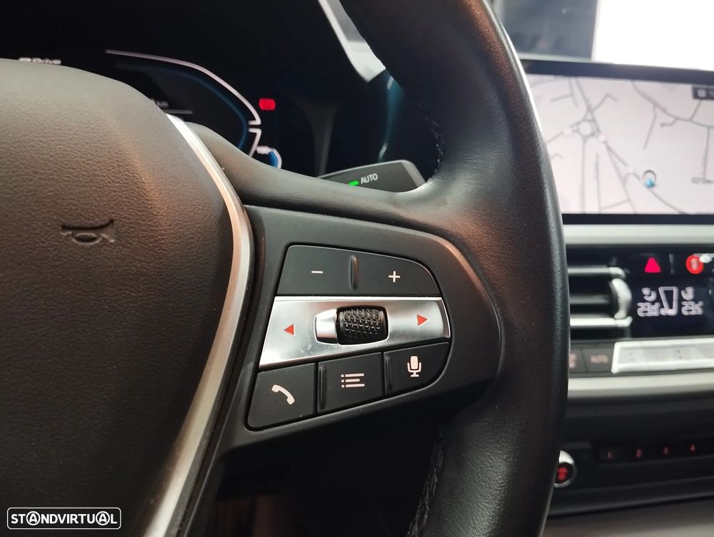 BMW 330 e Auto - 21