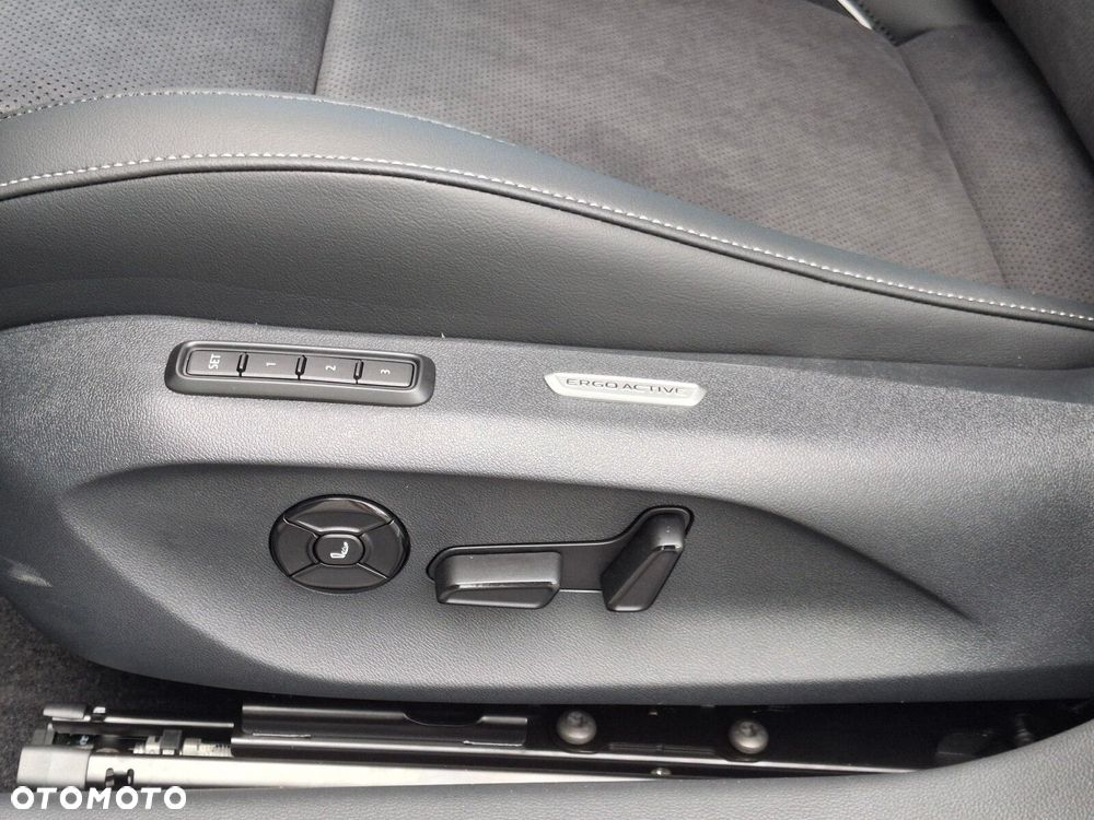 Volkswagen Passat Variant - 14