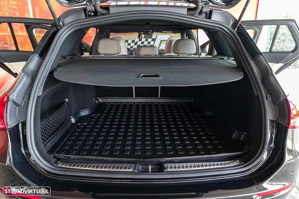 Mercedes-Benz C 220 d Avantgarde - 27