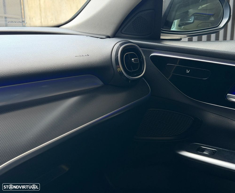 Mercedes-Benz C 220 d AMG Line - 33