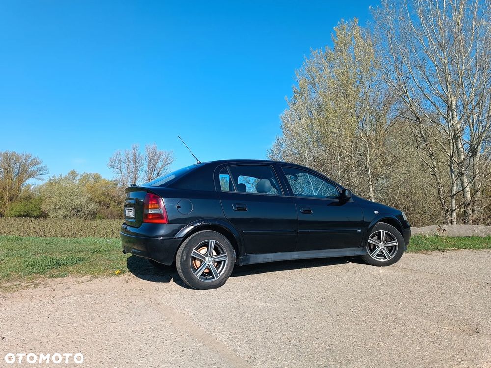 Opel Astra 1.7 DTI - 3