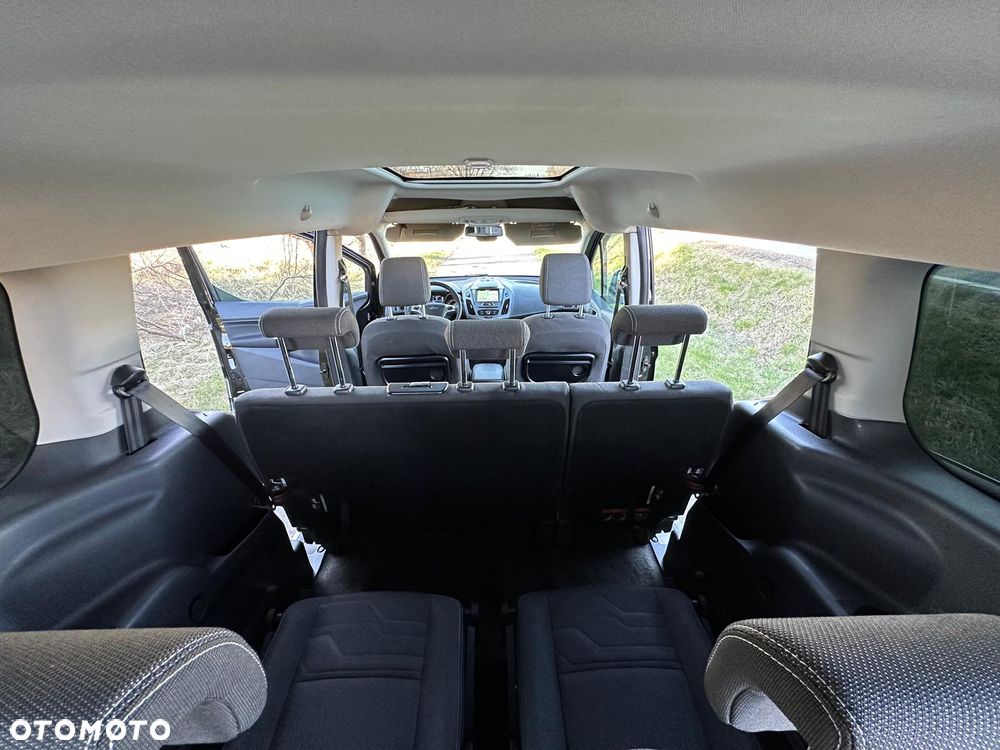 Ford Tourneo Connect Grand - 21