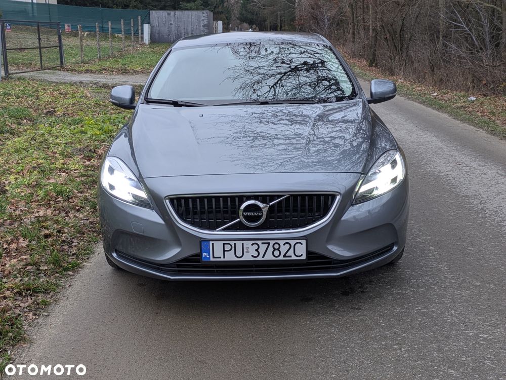 Volvo V40 T2 - 3
