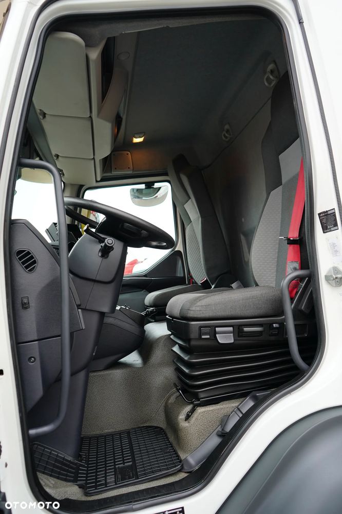 Renault / D 16 / 250 / ACC / E 6 / FIRANKA + WINDA / ŁAD. 7 886 KG / 20 PALET - 7