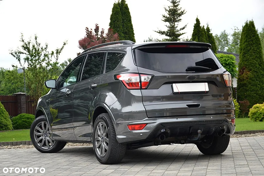 Ford Kuga 1.5 EcoBoost 2x4 ST-Line - 10