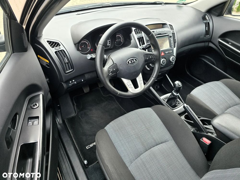 Kia Ceed 1.4 CVVT Spirit - 20