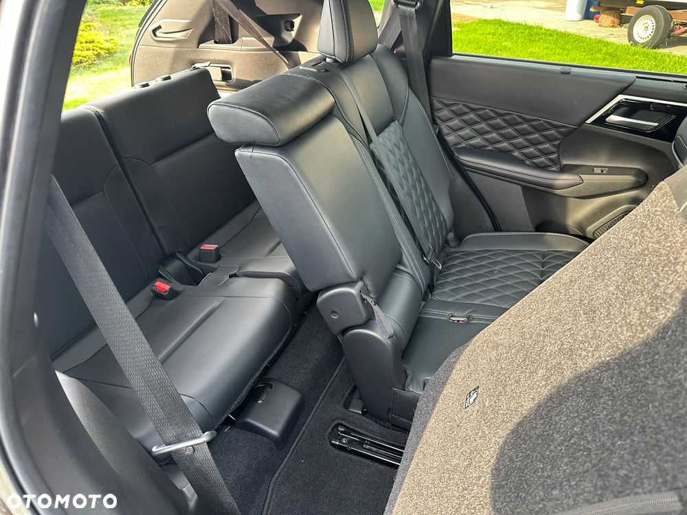 Mitsubishi Outlander - 18