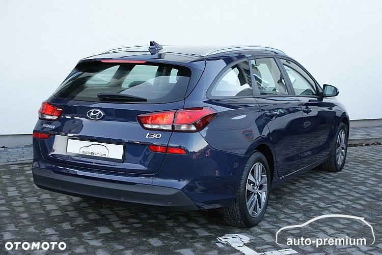 Hyundai i30 1.6 CRDI Trend - 4