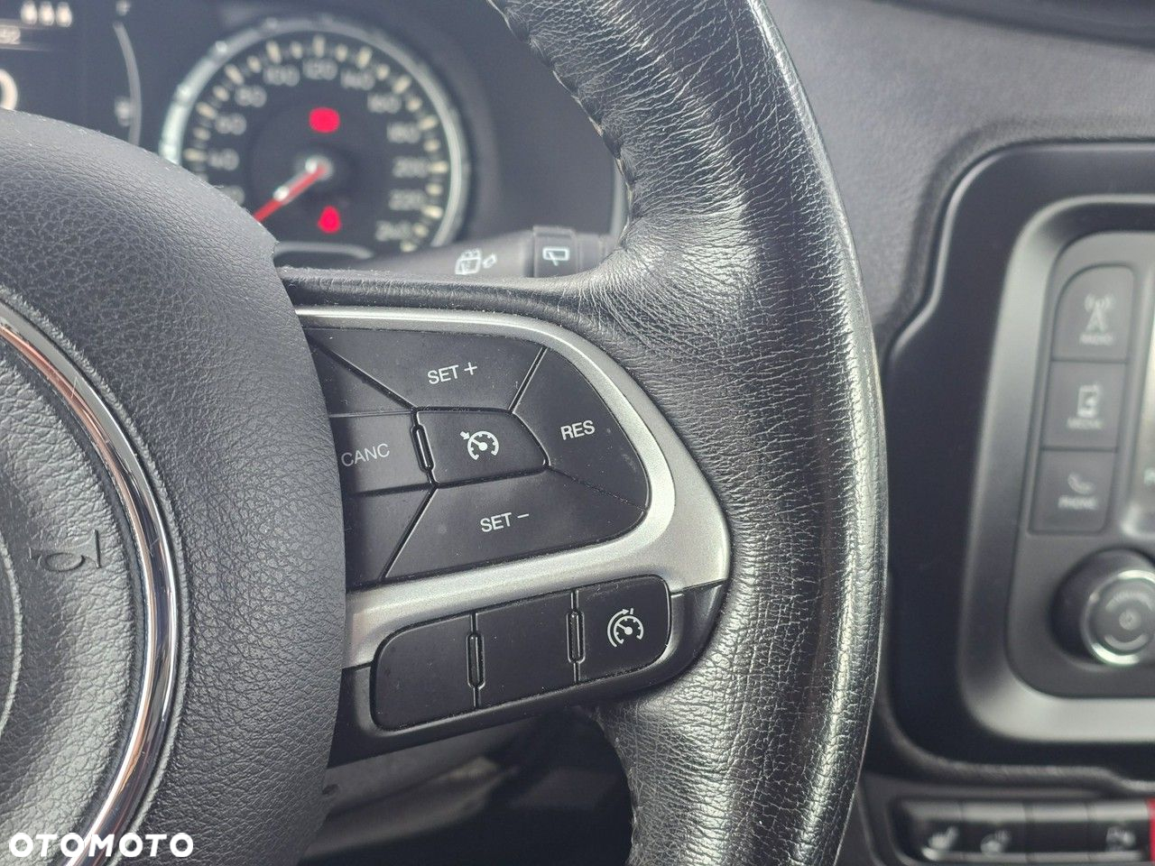 Jeep Renegade - 6