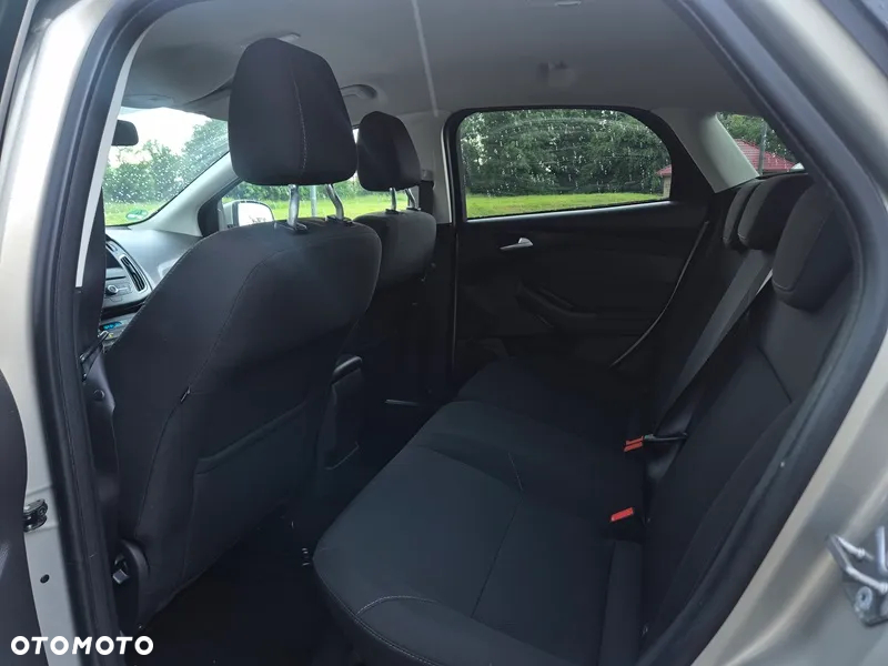 Ford Focus 1.5 TDCi Trend - 10